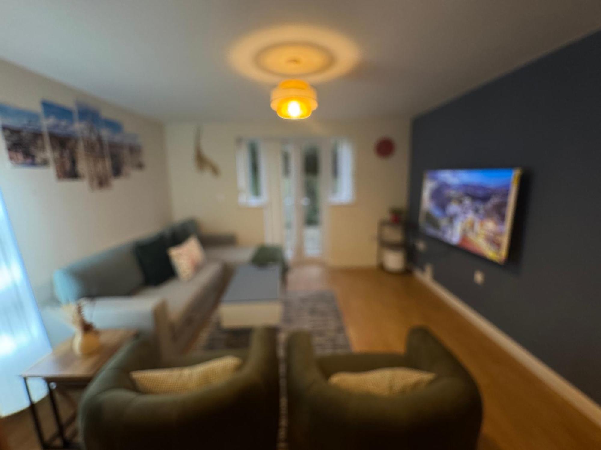 The Vogue Stay, 3 Bedrooms, 2 Bathrooms, Ideal For Jr & Oxford Hospitals, Free Carpark, Conveniently Located For Ring Road Access, 2 Miles From Oxford City Centre Easy Car & Bus Route Экстерьер фото