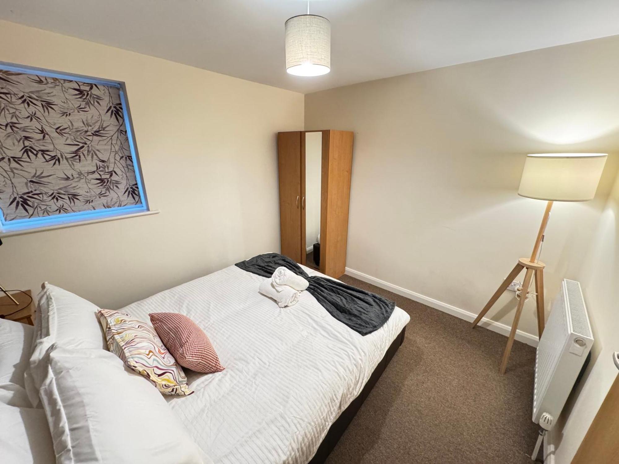 The Vogue Stay, 3 Bedrooms, 2 Bathrooms, Ideal For Jr & Oxford Hospitals, Free Carpark, Conveniently Located For Ring Road Access, 2 Miles From Oxford City Centre Easy Car & Bus Route Экстерьер фото