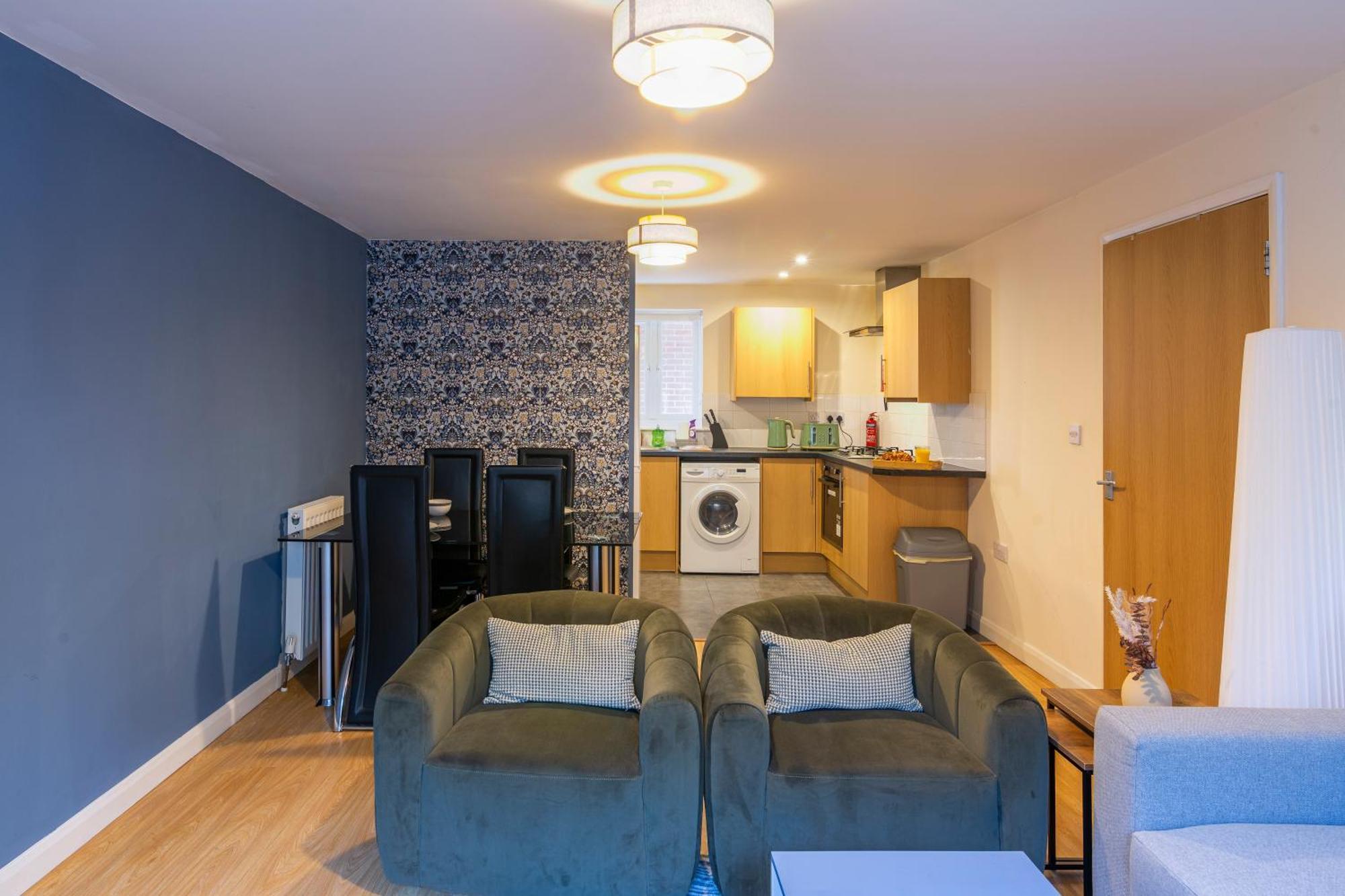 The Vogue Stay, 3 Bedrooms, 2 Bathrooms, Ideal For Jr & Oxford Hospitals, Free Carpark, Conveniently Located For Ring Road Access, 2 Miles From Oxford City Centre Easy Car & Bus Route Экстерьер фото